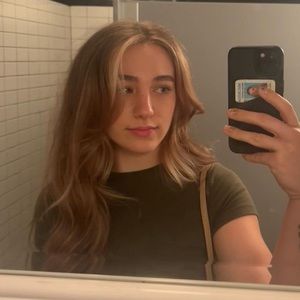 Meet your Posher, Paige